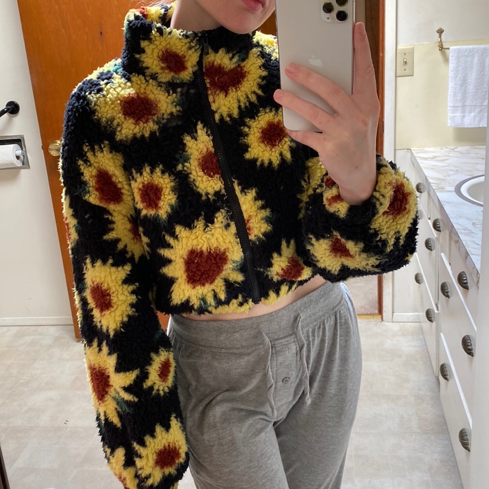 Shein • Sunflower Print Teddy Jacket - Picture 9 of 9